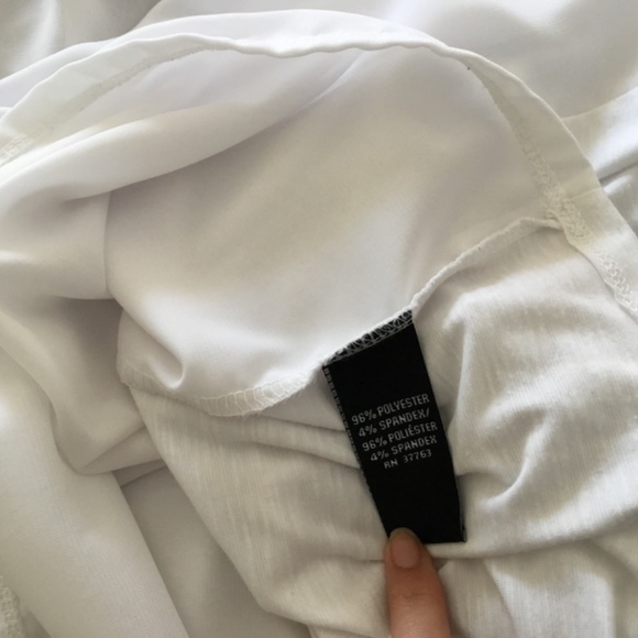 Plus size asymmetrical sleeveless scoop neck shirt - Picture 4 of 4